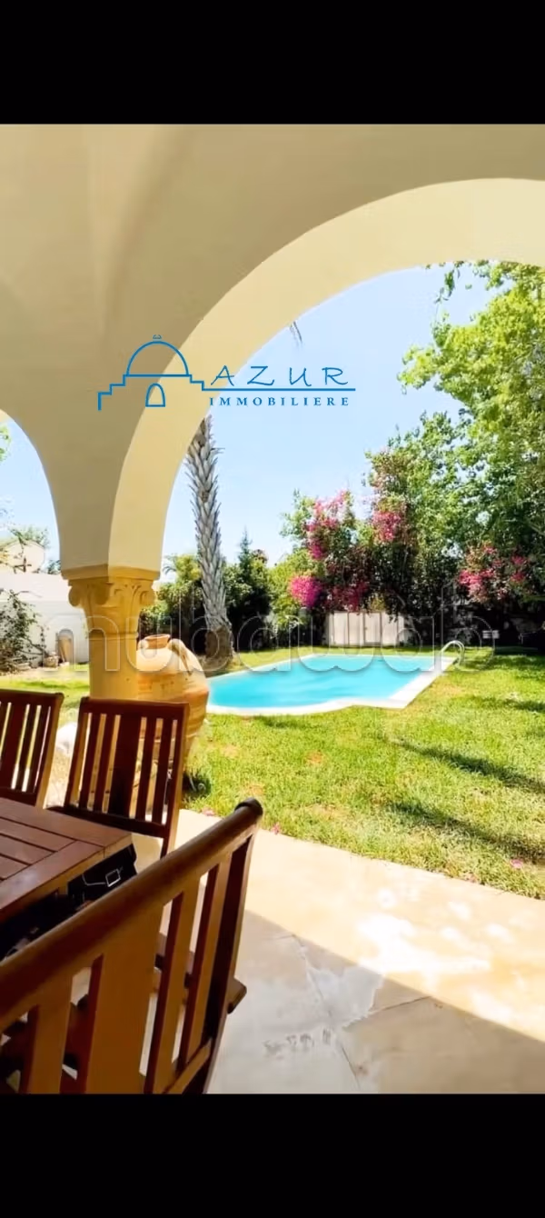 Villa à vendre au bord de la mer à hammamet nord