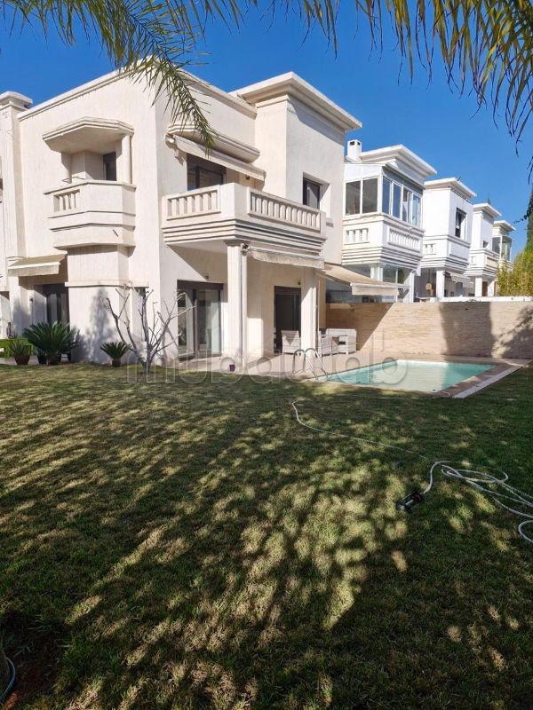 Lujosa villa en alquiler en Ville Verte. 3 hermosas habitaciones. Amueblado