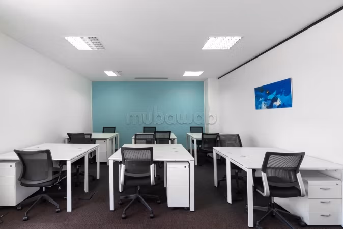 Oficinas en alquiler en Roches Noires. Pequeña superficie 10 m². Conserje disponible, aire condicionado general
