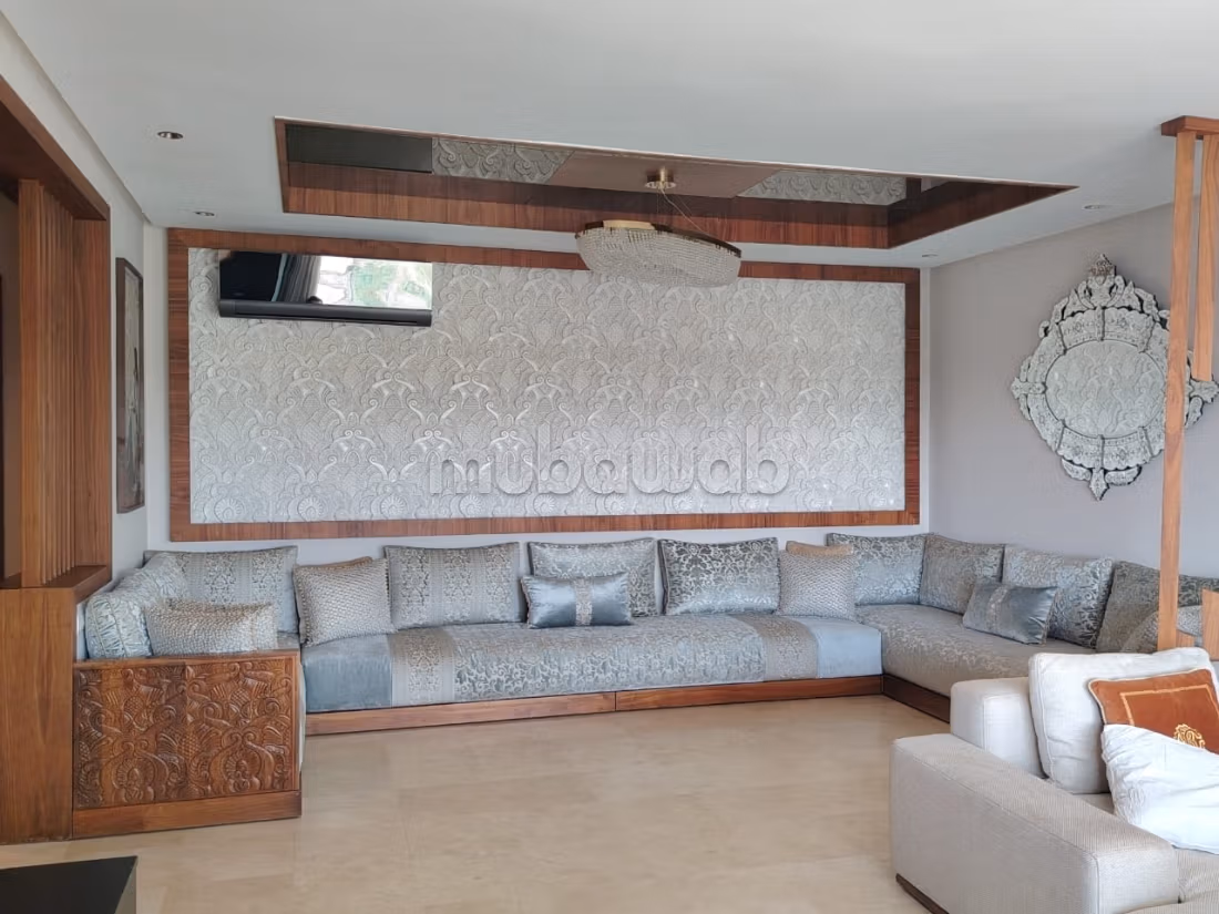 Find an apartment to buy in Ville Verte. 3 rooms. Well furnished