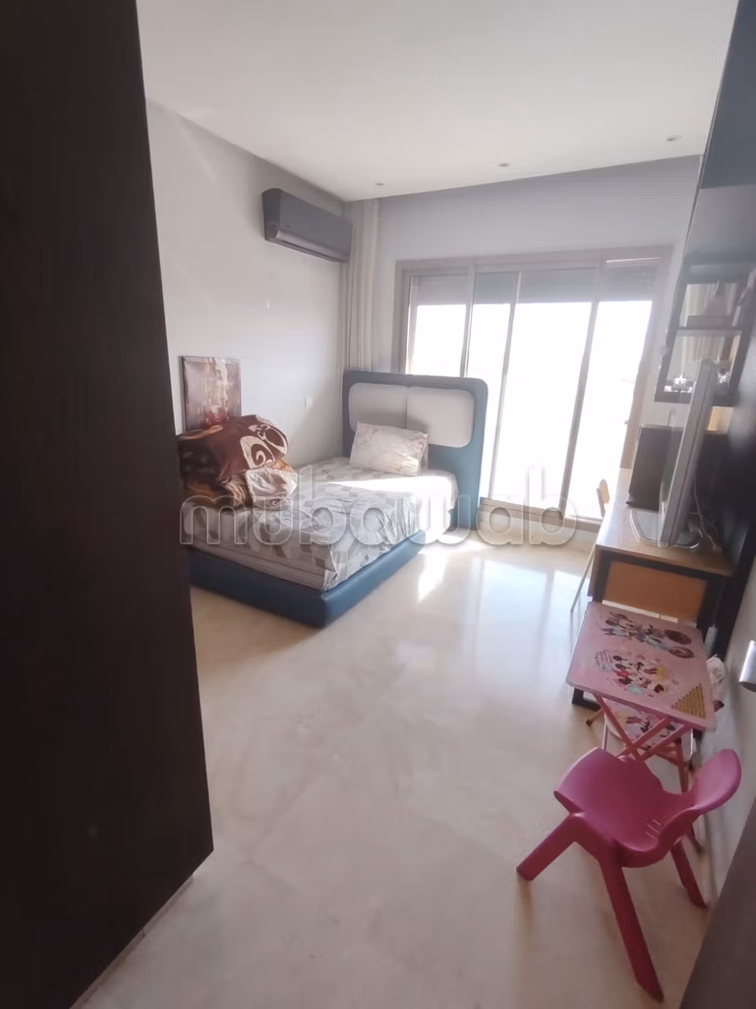 Find an apartment to buy in Ville Verte. 3 rooms. Well furnished