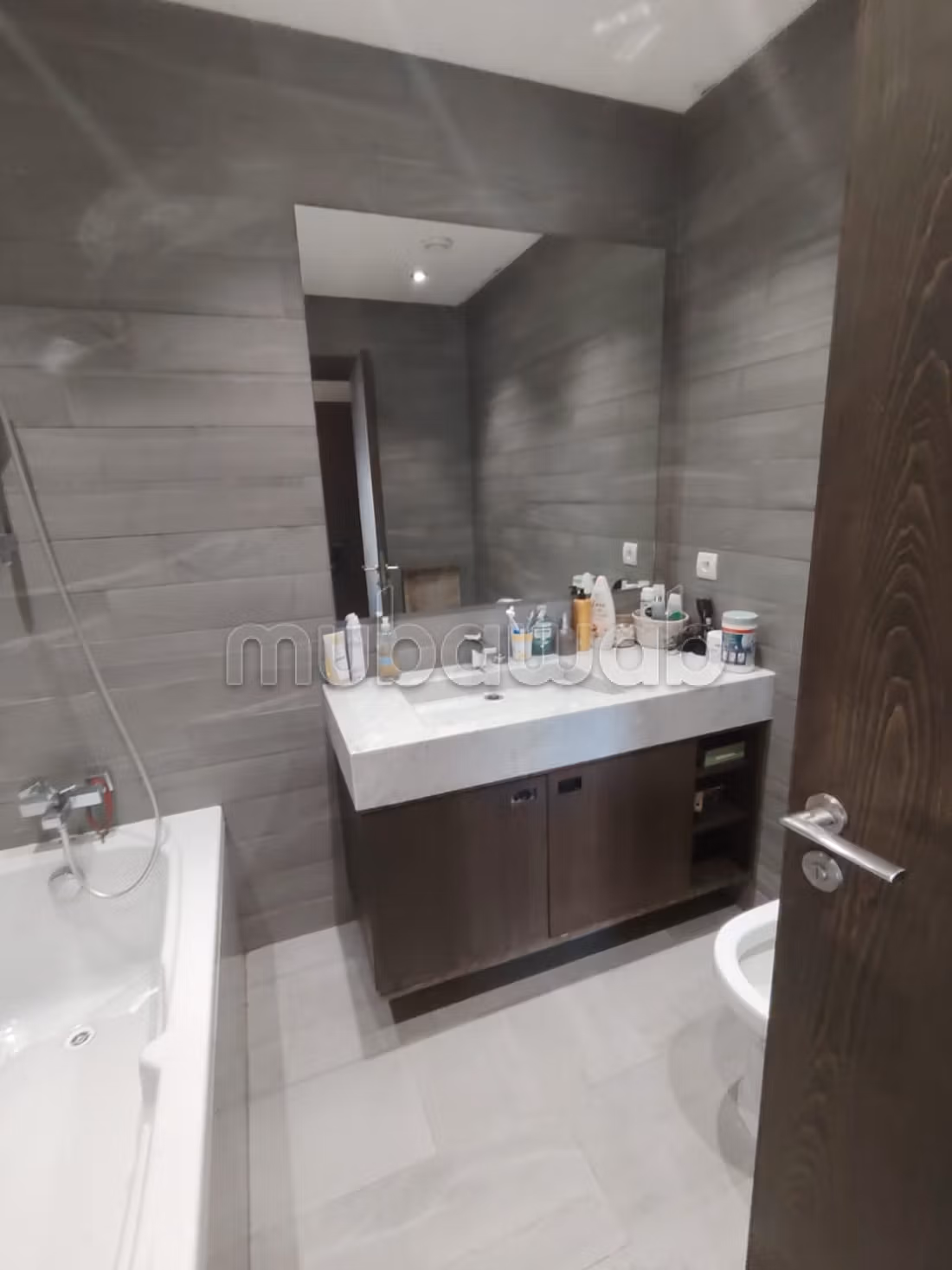 Find an apartment to buy in Ville Verte. 3 rooms. Well furnished