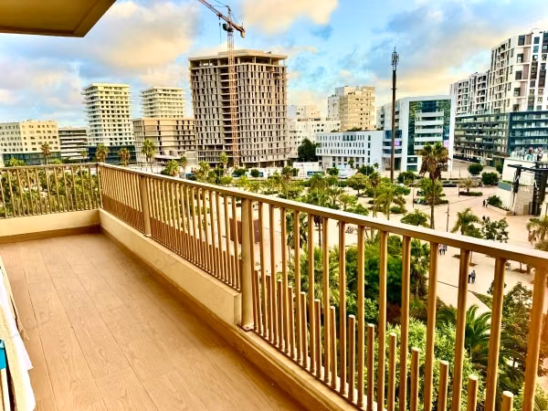 Apartment for rent in Casablanca Finance City. 3 large living areas. Ample storage space