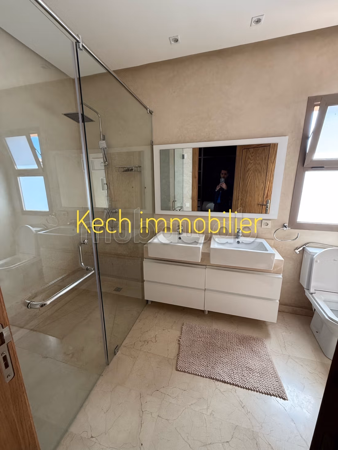 Location villa de haut standing à Boulevard Med 6.4 pièces. Meublé