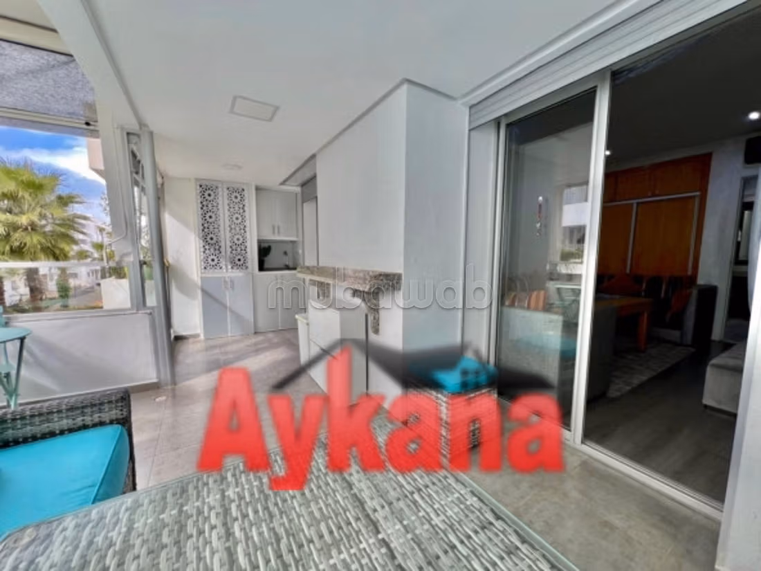 Very nice apartment for rent. 3 beautiful rooms. Ample storage space