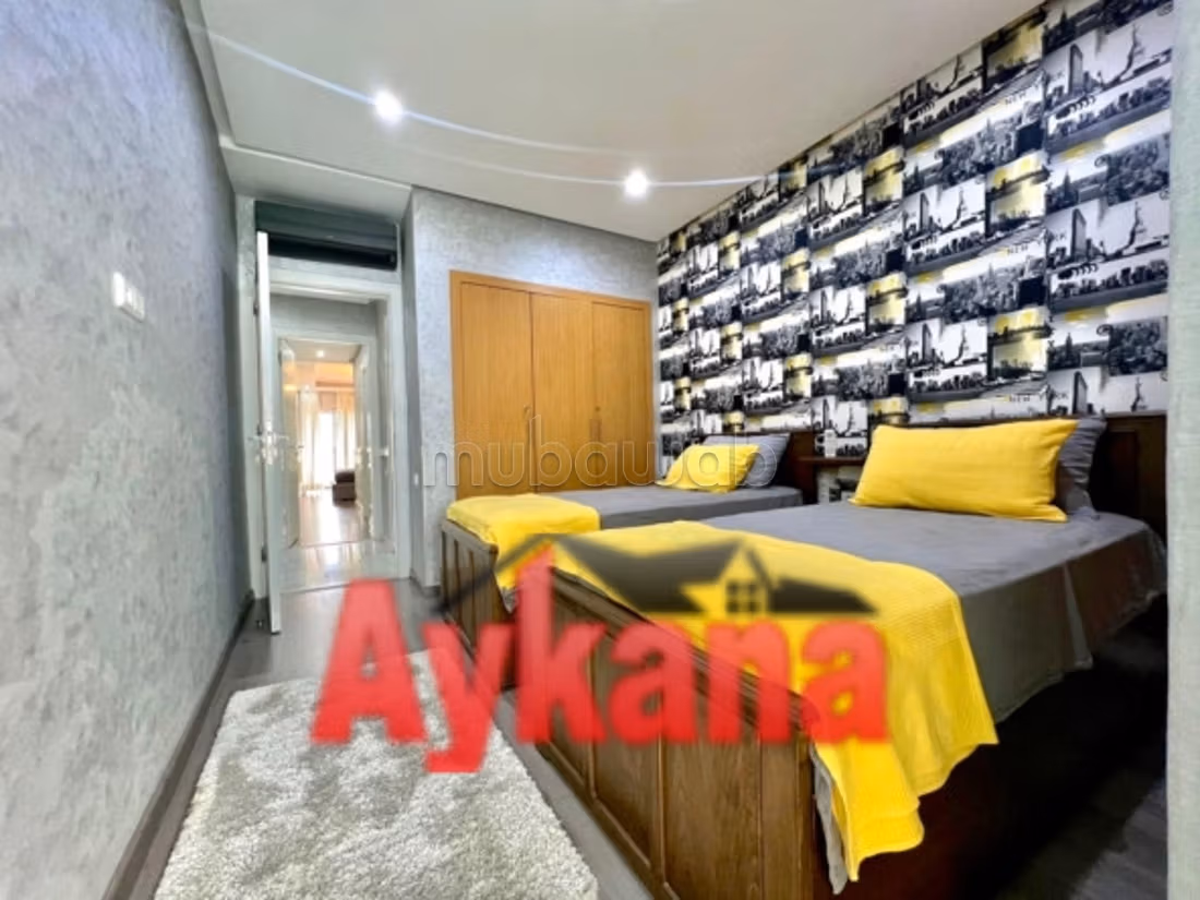 Very nice apartment for rent. 3 beautiful rooms. Ample storage space