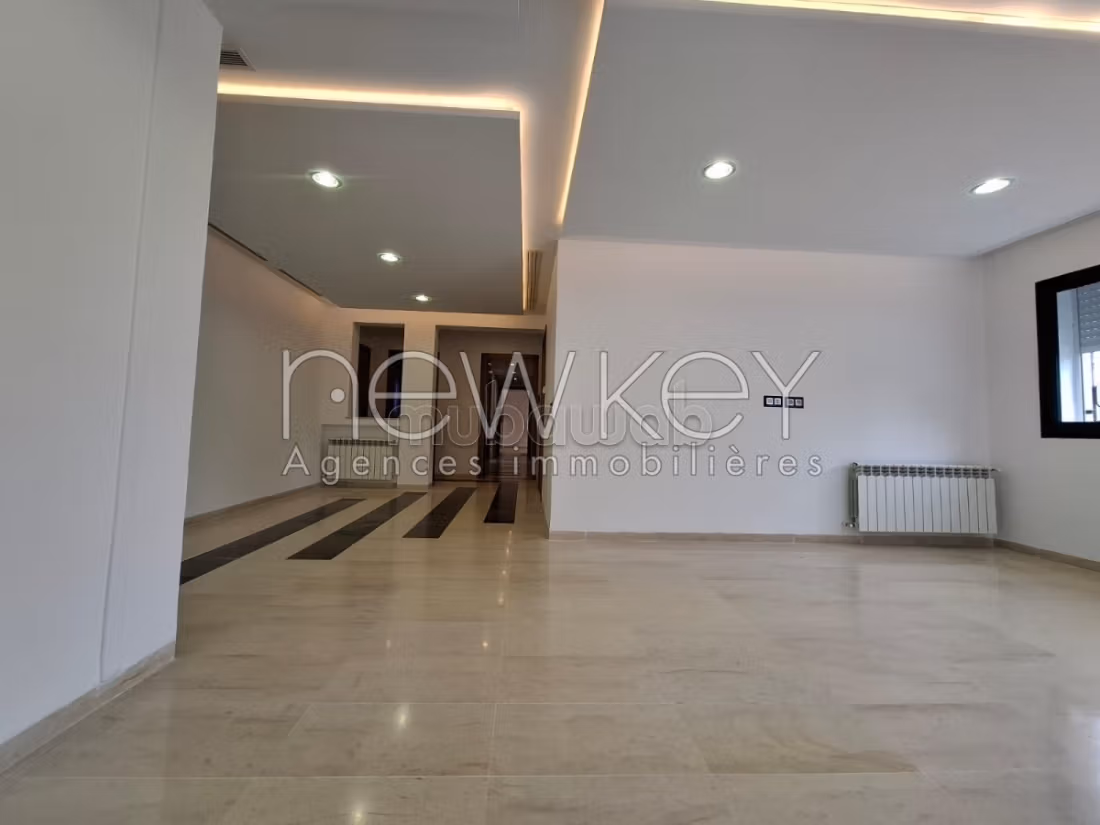 Appartement S3 avec Terrasse à La Soukra
