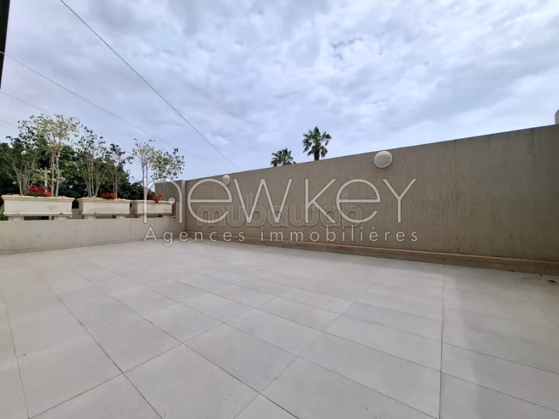 Appartement S3 avec Terrasse à La Soukra