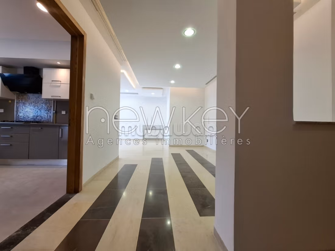 Appartement S3 avec Terrasse à La Soukra