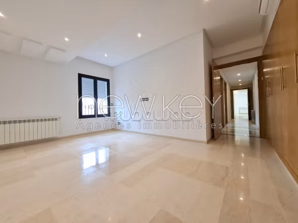 Appartement S3 avec Terrasse à La Soukra
