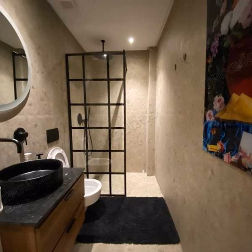 Apartment for sale in Les princesses. 4 rooms. No Lift, Balcony
