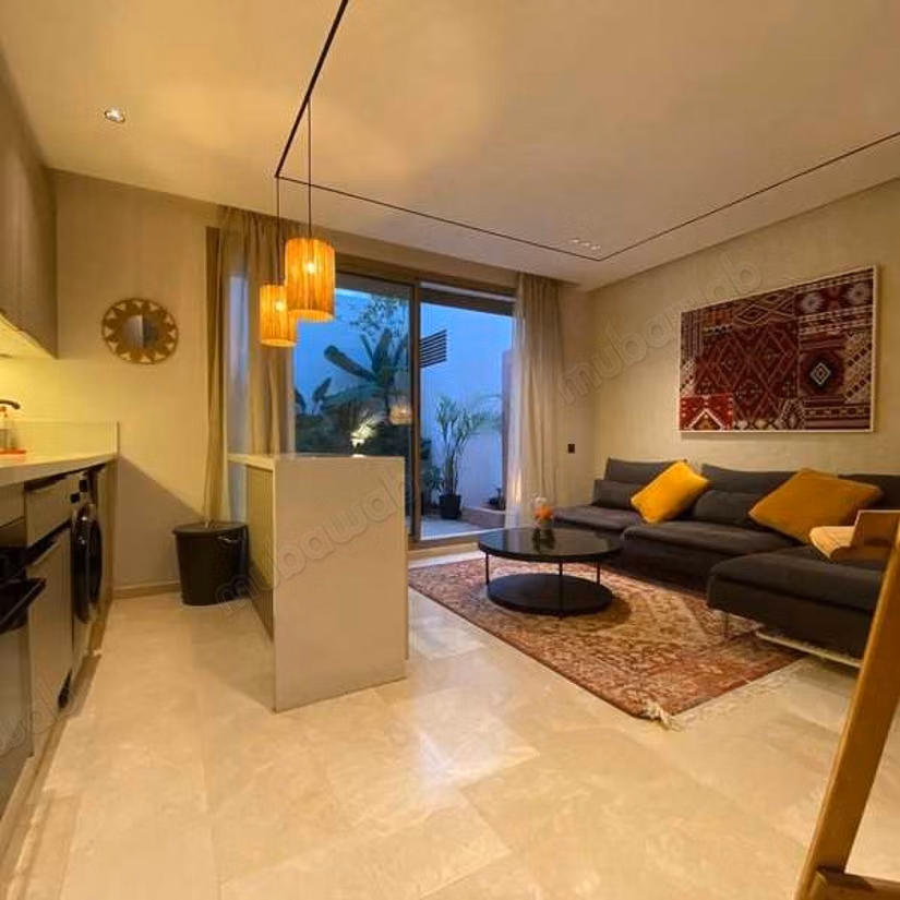 Apartment for sale in Les princesses. 4 rooms. No Lift, Balcony