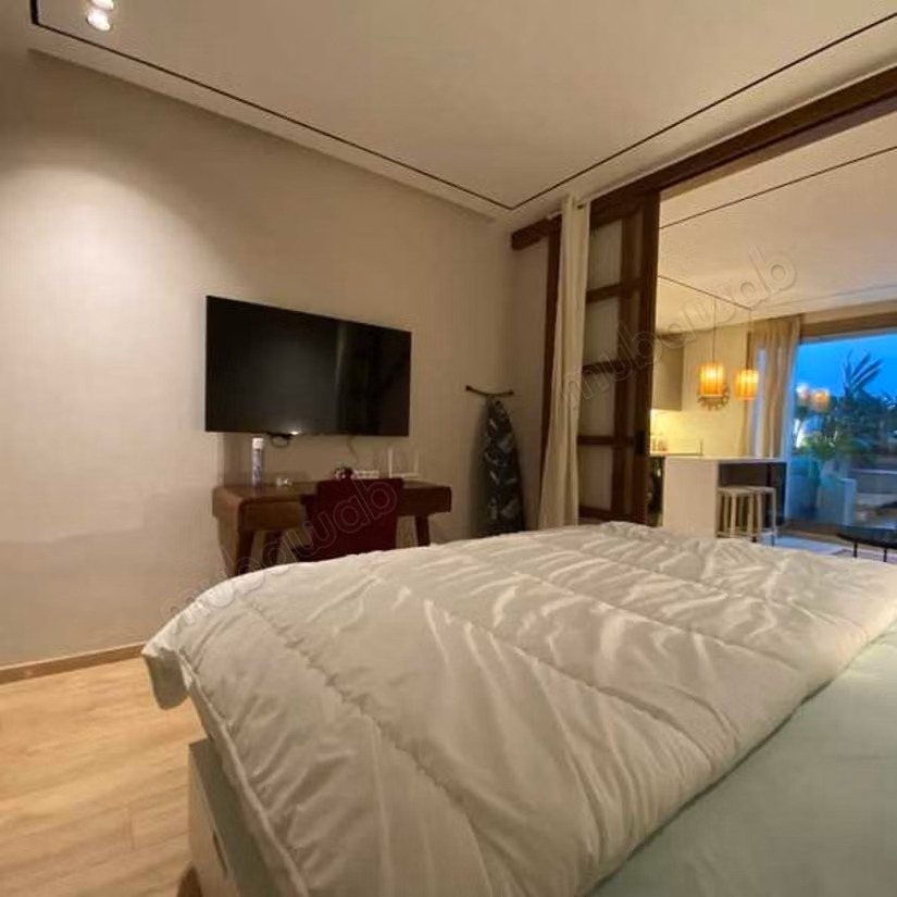 Apartment for sale in Les princesses. 4 rooms. No Lift, Balcony