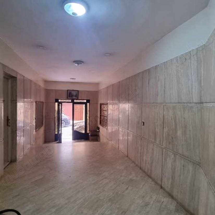 Find an apartment to buy in La Gironde. Total area 89 m². No Lift, Large terrace