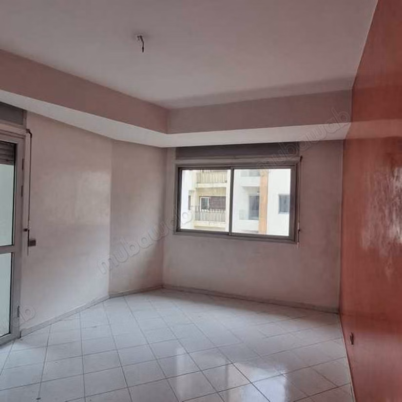 Find an apartment to buy in La Gironde. Total area 89 m². No Lift, Large terrace