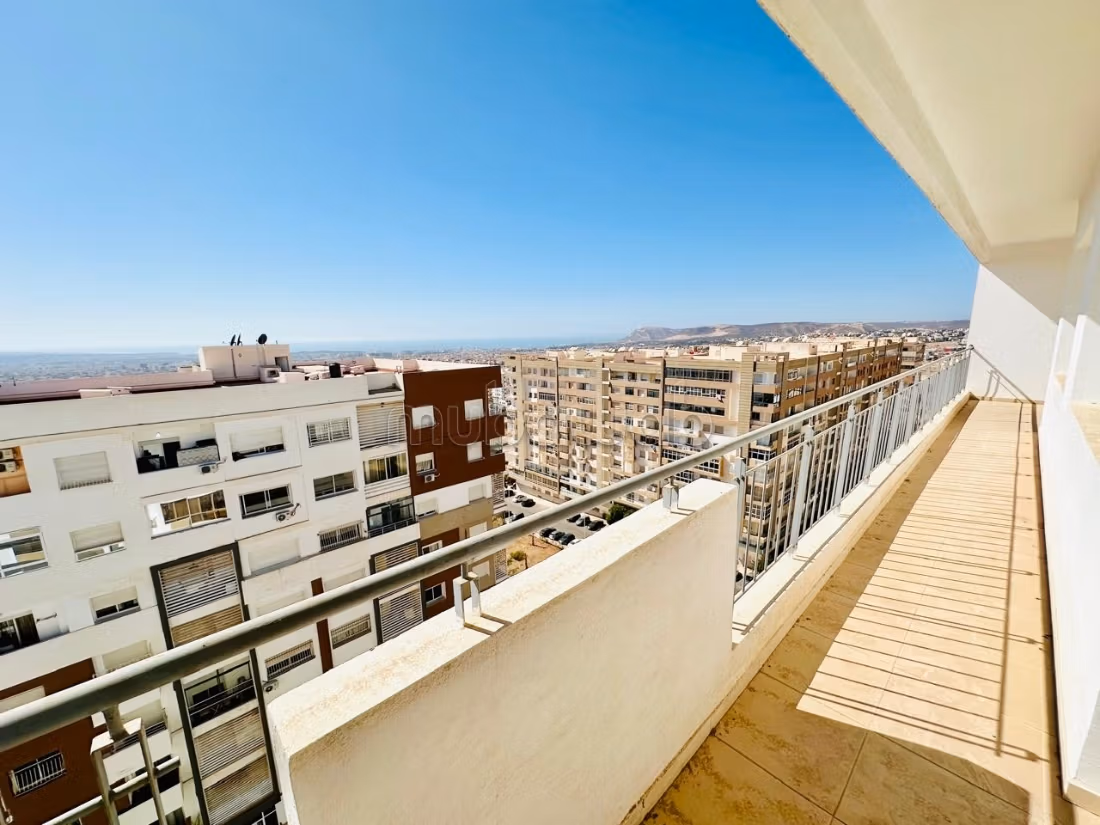 Appartement Neuf 3 Chambres avec Vue Mer – Agadir