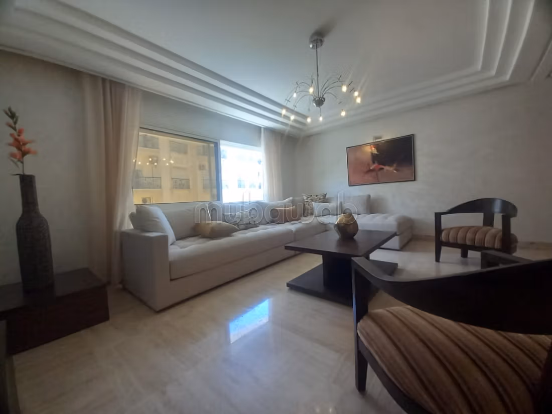 Splendido appartamento in affitto a Racine. Superficie totale 140 m². Arredato