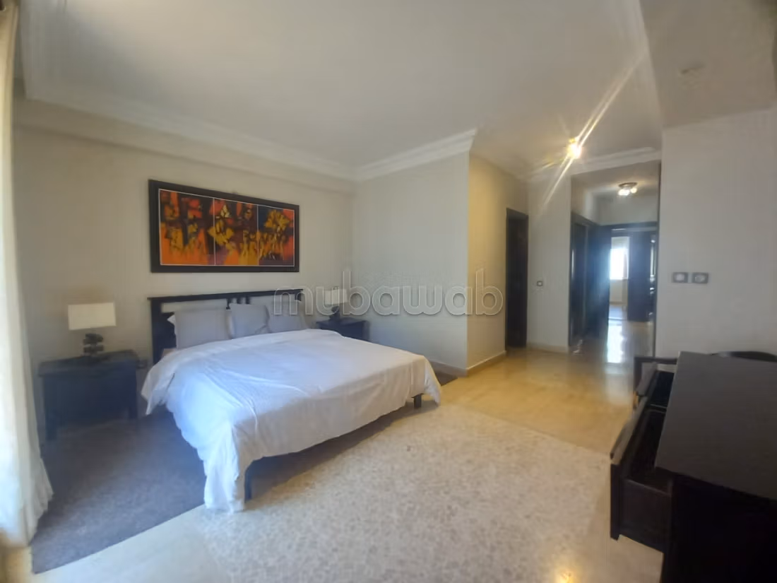 Splendido appartamento in affitto a Racine. Superficie totale 140 m². Arredato