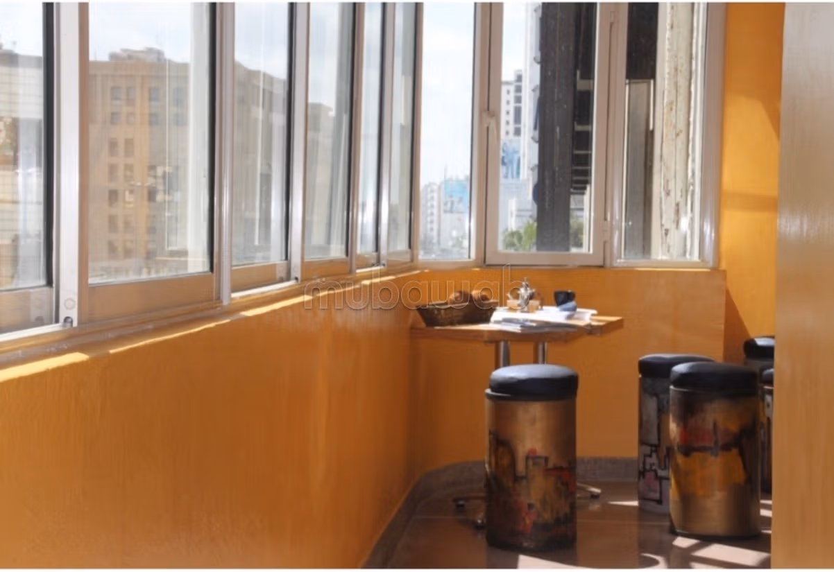 Appartement meublé à louer sur Hassan 2 
Oliveri