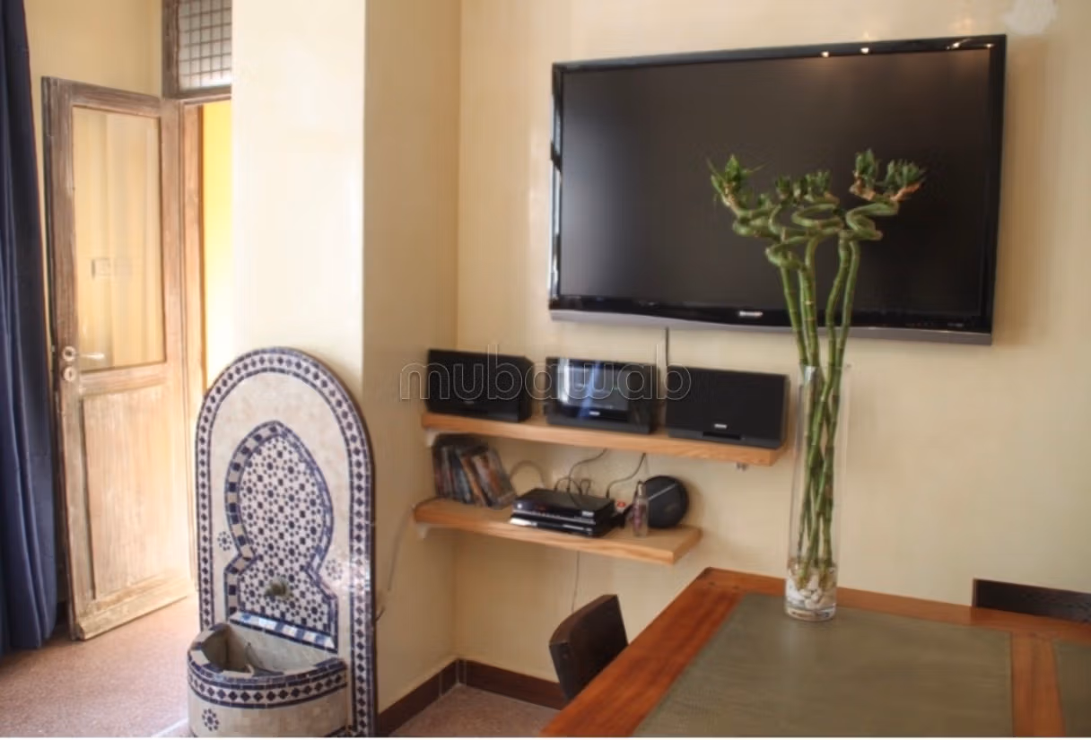 Appartement meublé à louer sur Hassan 2 
Oliveri