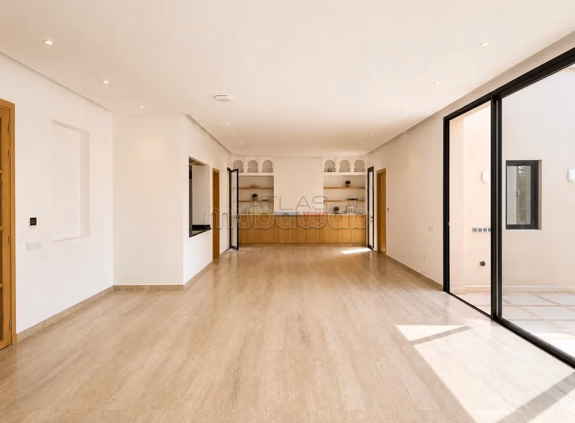 High-End Villa with Atlas Mountain View