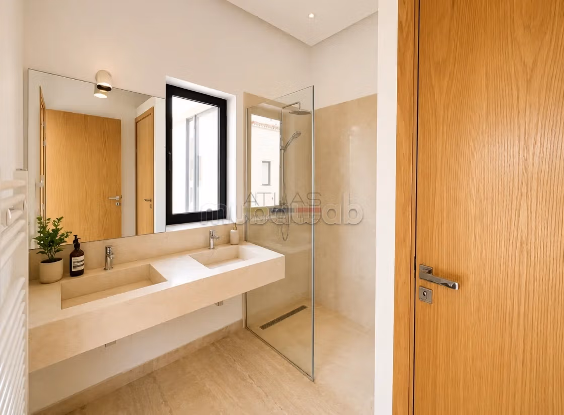 High-End Villa with Atlas Mountain View