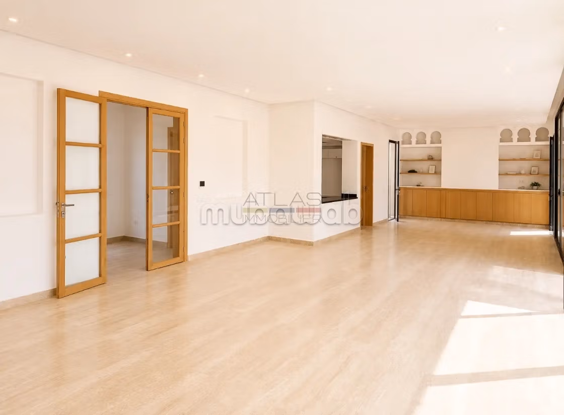 High-End Villa with Atlas Mountain View
