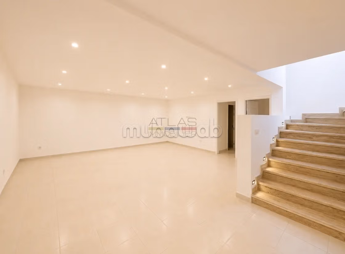 High-End Villa with Atlas Mountain View
