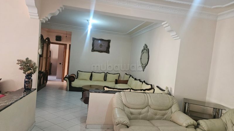 Appartement à vendre à Belvédère. Surface de 145 m². Porte blindée, salon marocain