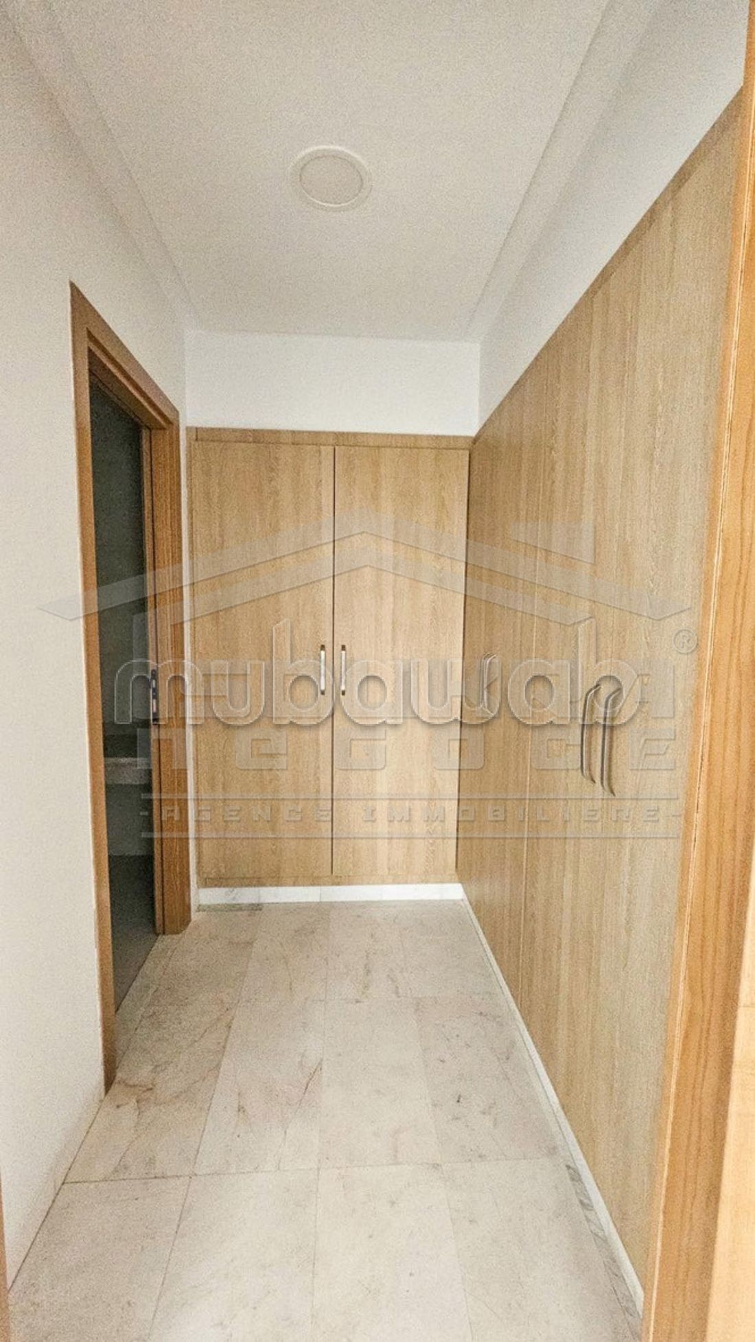À vendre un joli triplex à la soukra