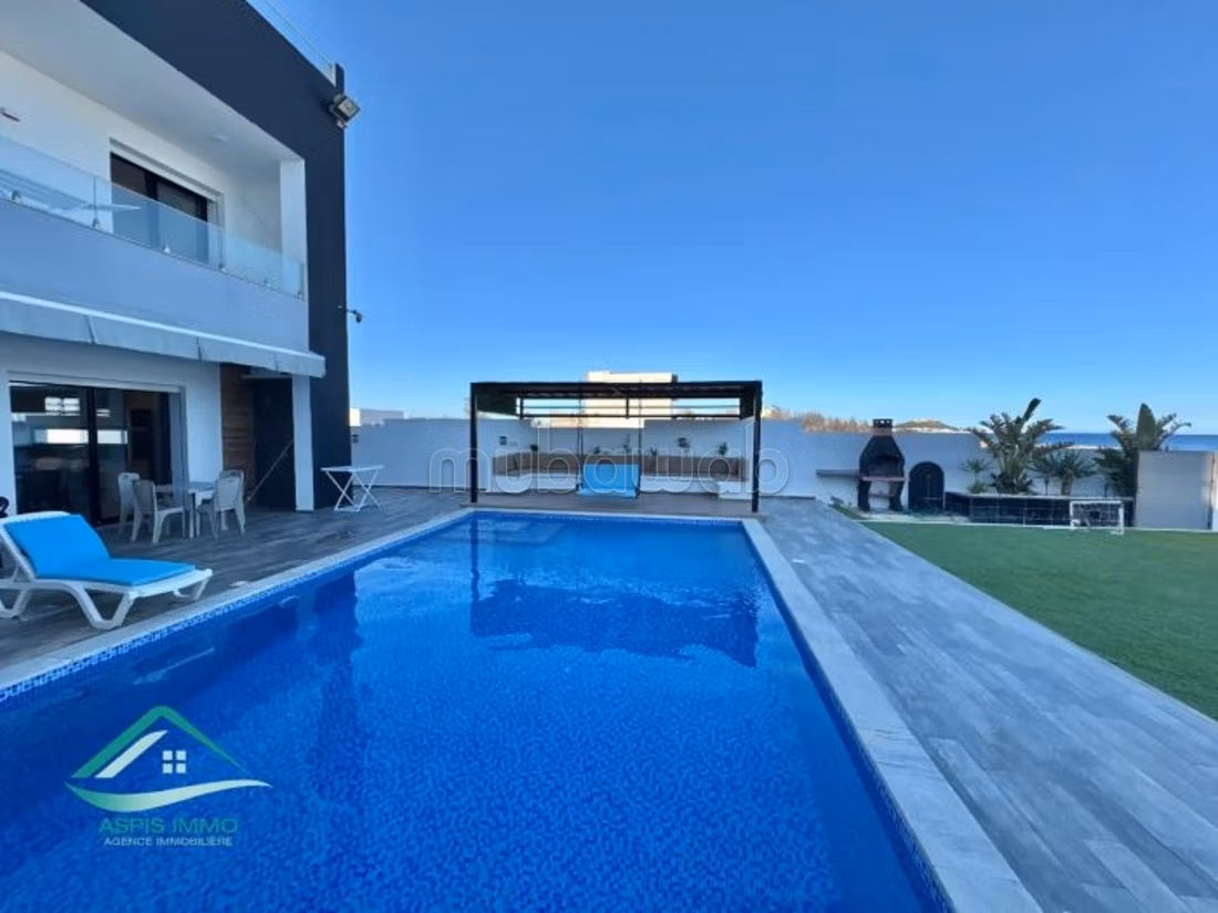 Villa avec piscine PDL à plage Ain Grinz Kelibia