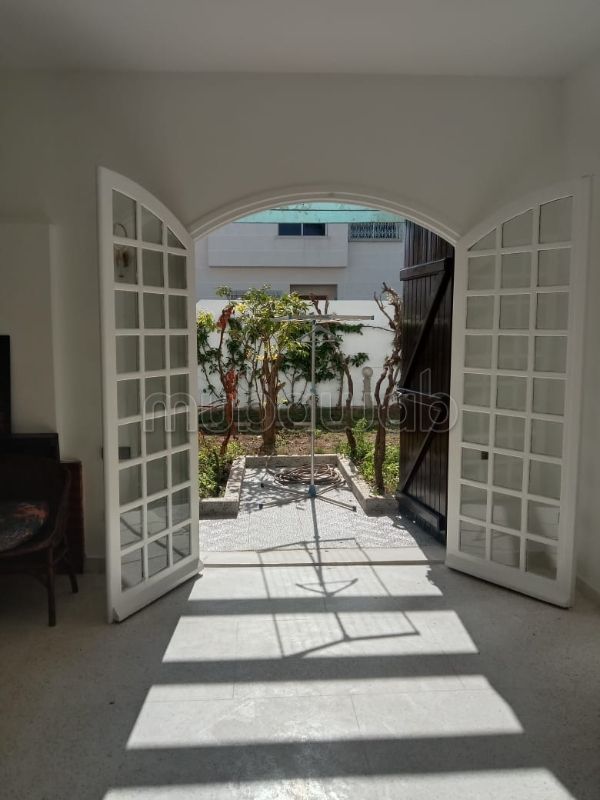 Villa de 200m² avec jardin de 523m² à Mohammedia