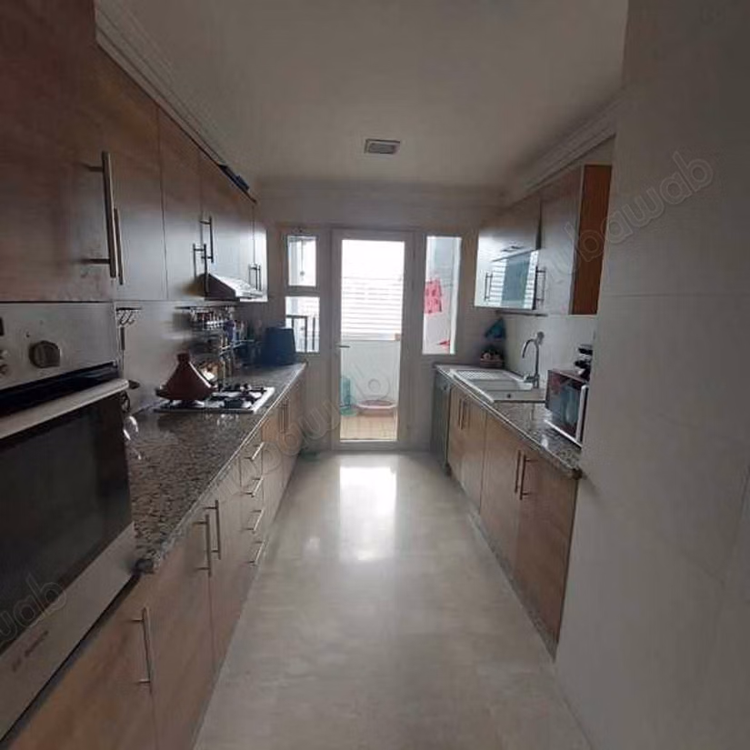 Apartment for sale in Maârif Extension. 3 beautiful rooms. Parking spaces and terrace