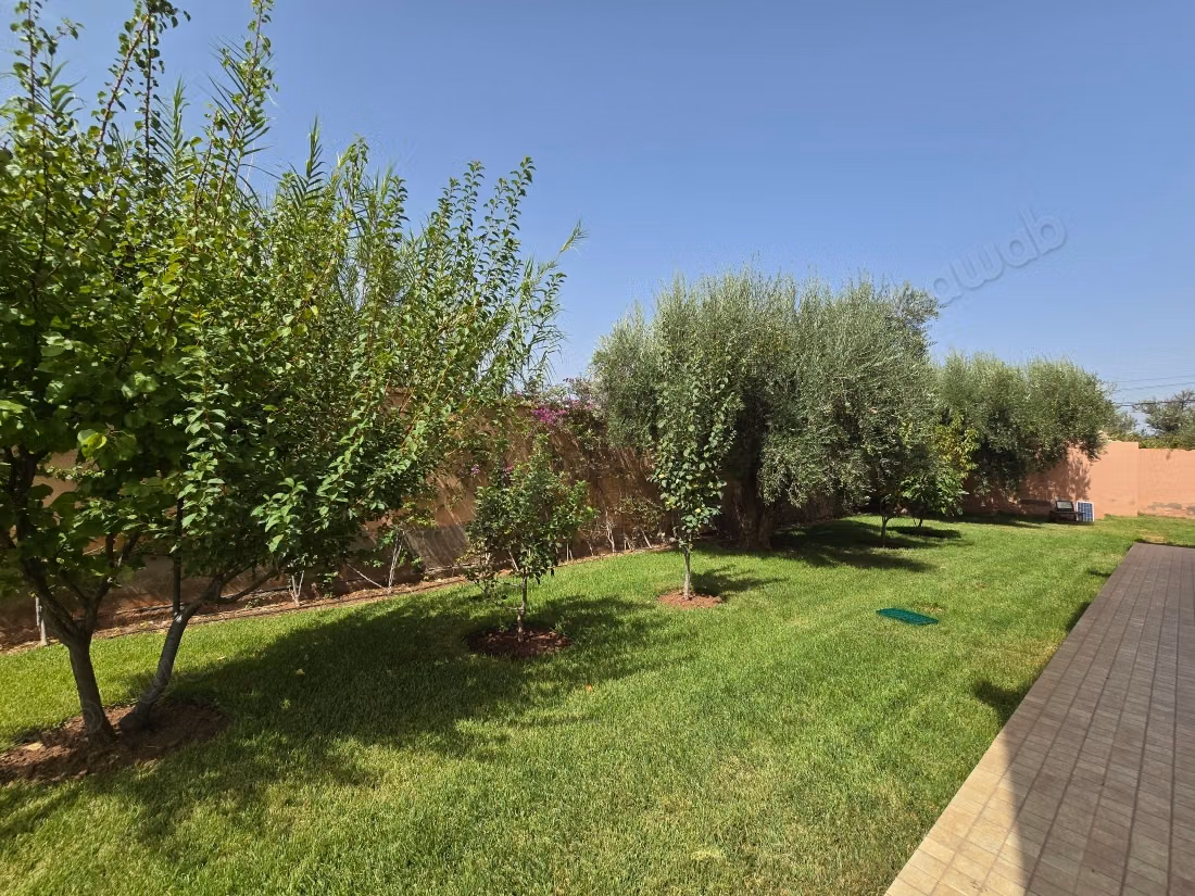 Haven of Peace Villa in Perfect Condition for Sale