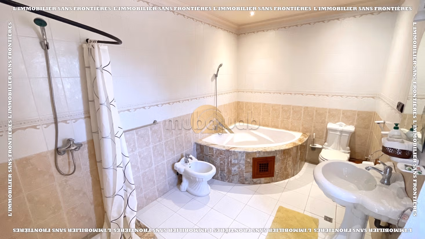 Villa residencial en venta en Targa, 1230 m², Marrakech
