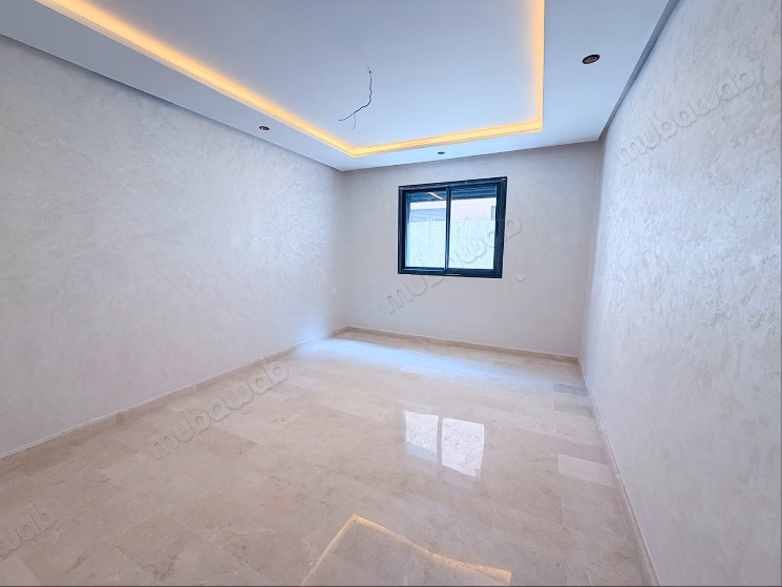 Se vende piso en Guéliz.