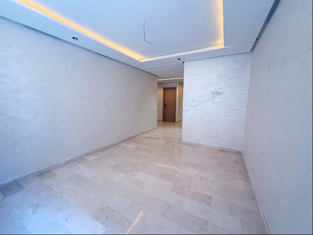 Se vende piso en Guéliz.