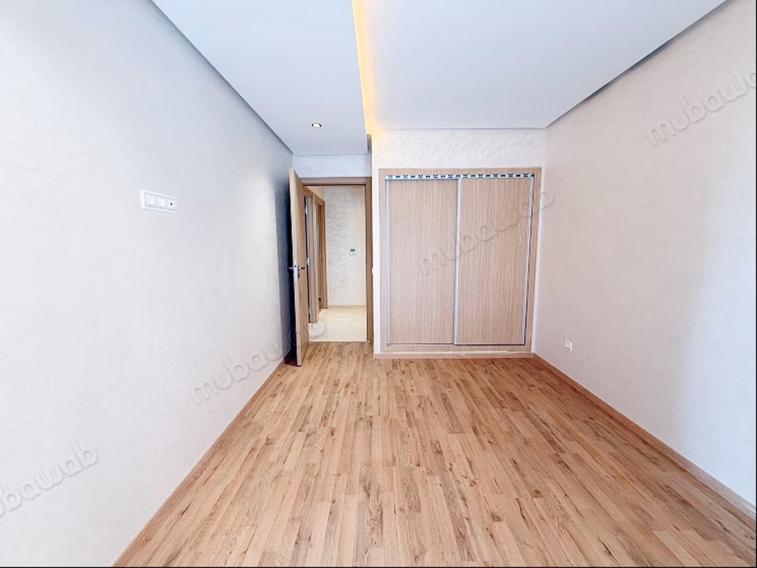 Se vende piso en Guéliz.