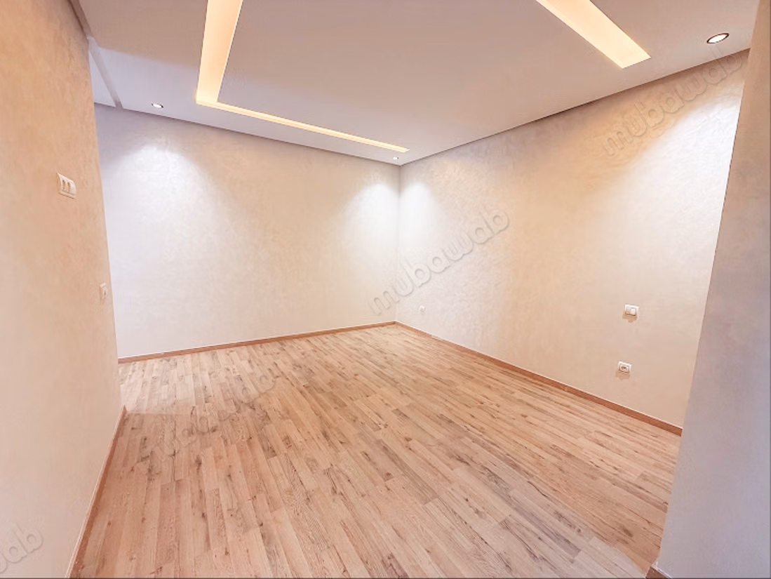 Se vende piso en Guéliz.