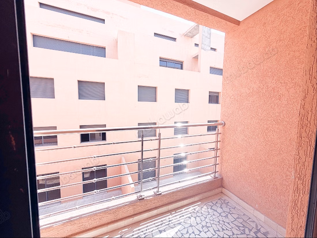 Se vende piso en Guéliz.