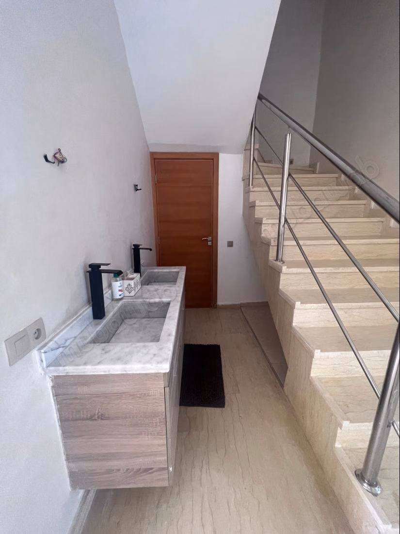 Location villa de luxe à Hay Targa. 4 belles chambres. Meublé