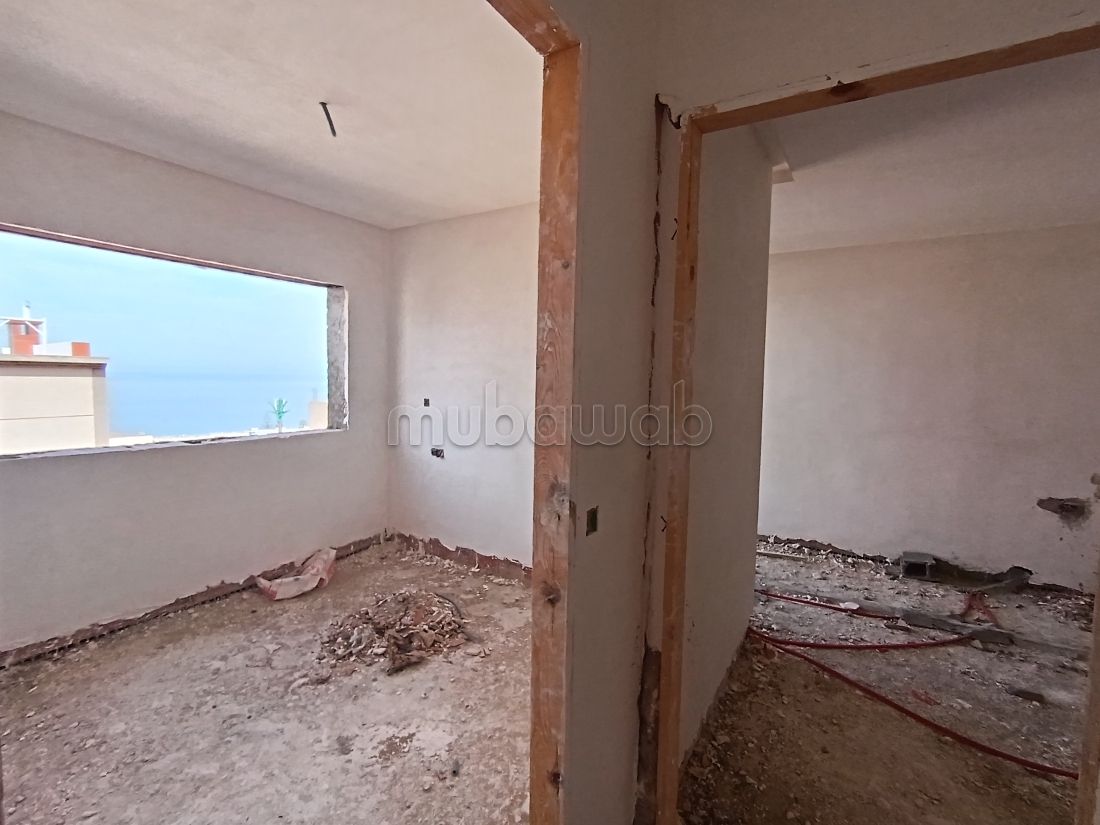 Huizen kopen. 4 Ruimtes. Oven