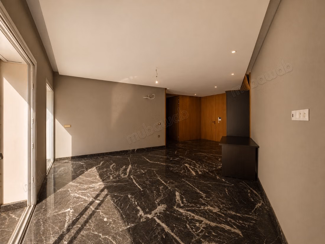 Studio Neuf de 87 m² avec Grande Terrasse – Ferme Bretonne