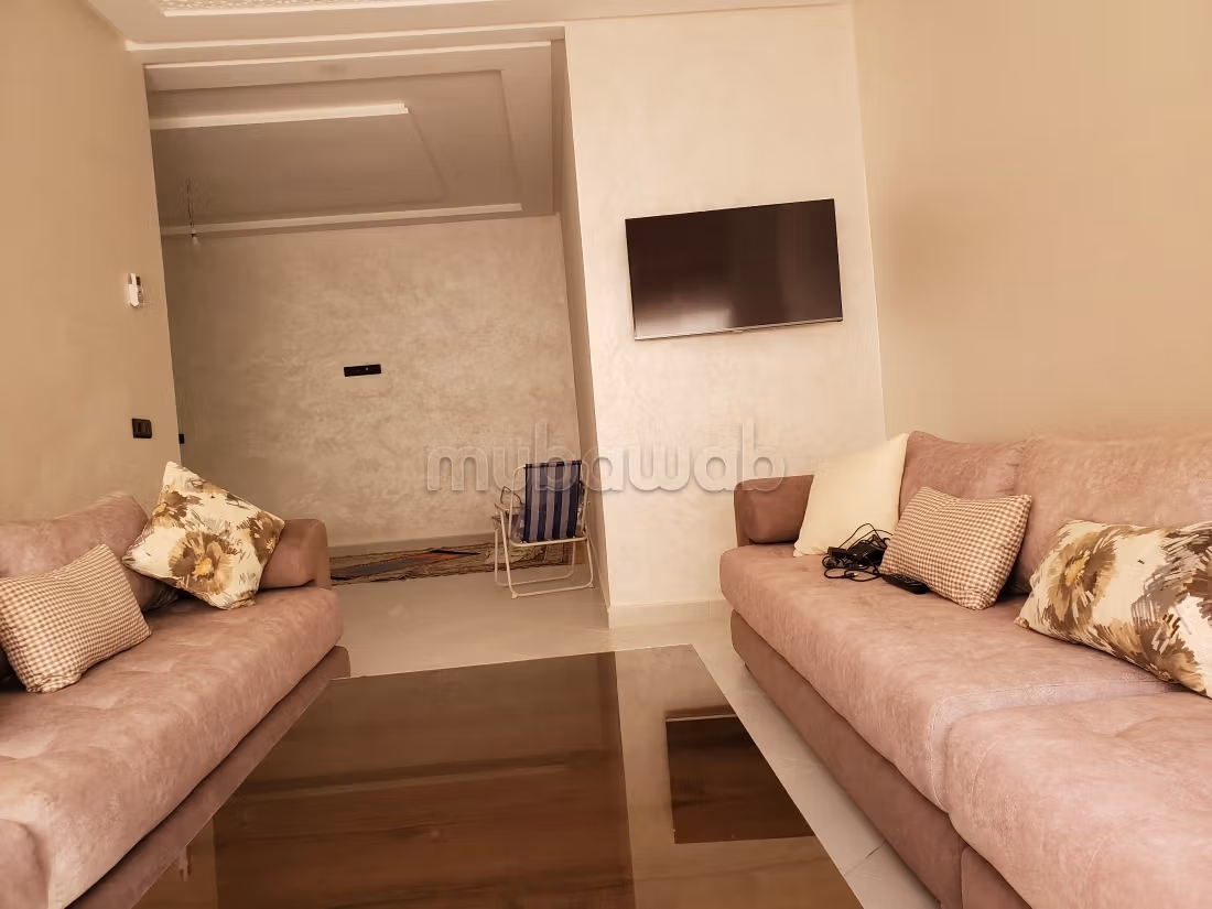 Te huur: appartementen in Centre. 3 Ruimtes. Lift en garage