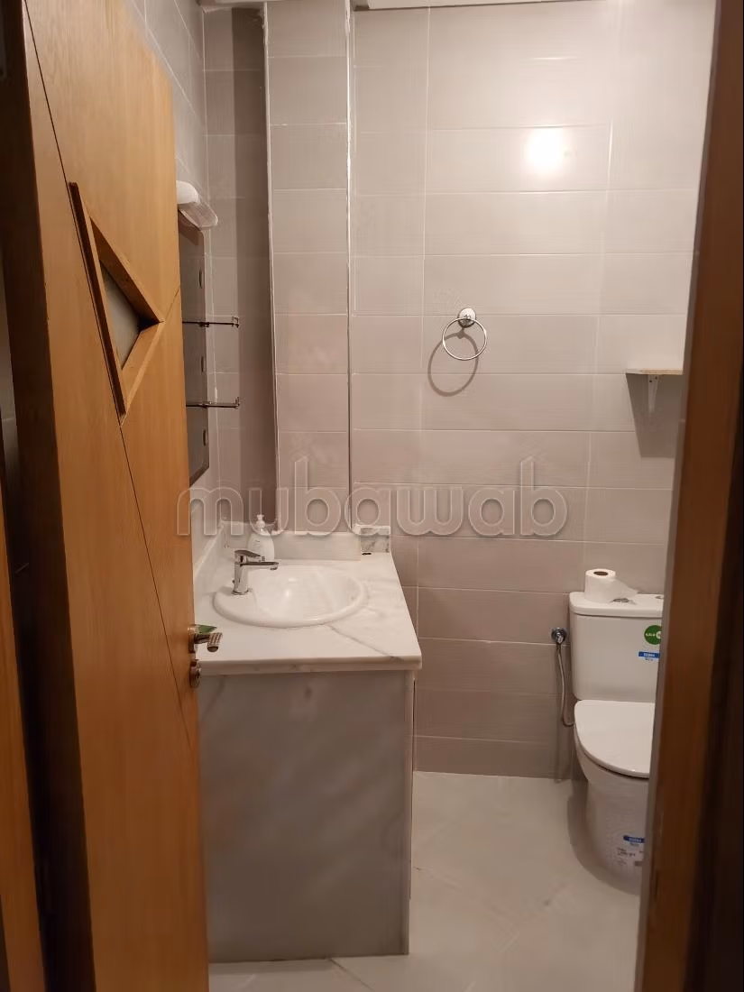 Te huur: appartementen in Centre. 3 Ruimtes. Lift en garage