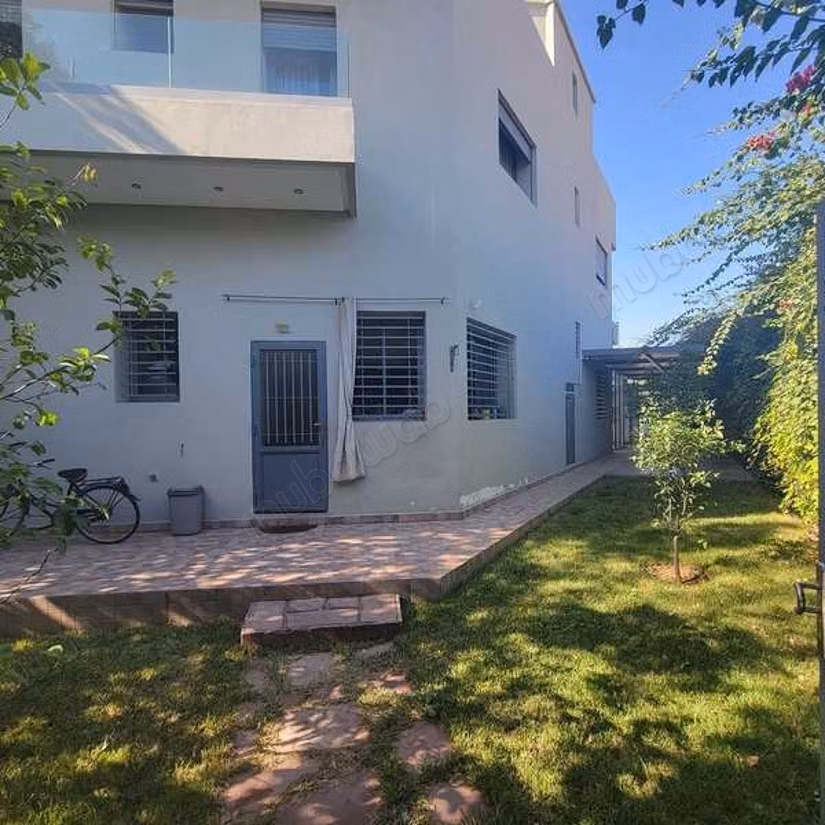 Splendid villa for sale in Hay Lalla Haya. 5 lovely rooms. Green areas, Parking spaces for cars