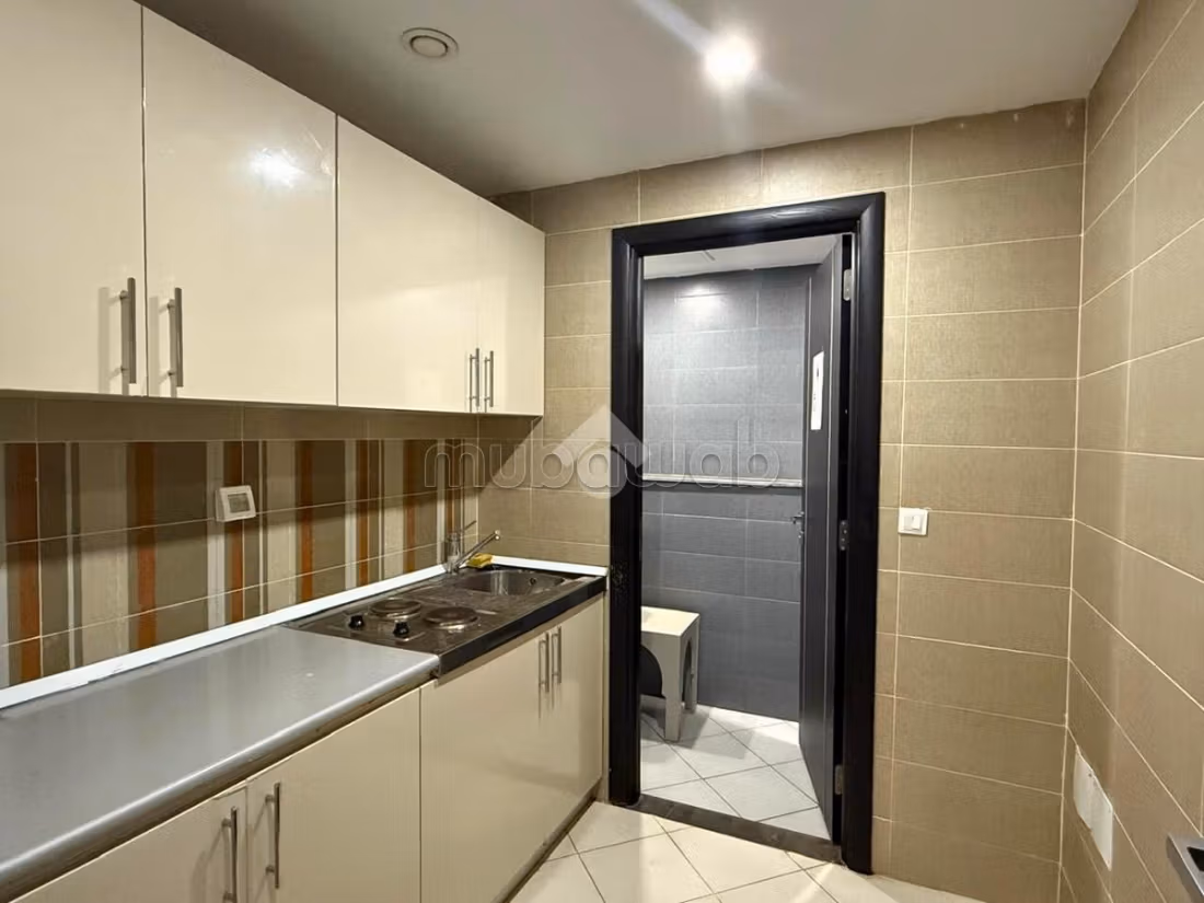 Offices for rent in Centre Urbain Nord. Total area 150 m². With garage and lift