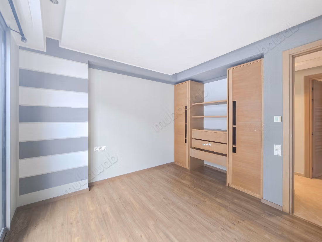 3 Chambres avec Terrasse, Emplacement Privilégié à 2 Min de CFC
