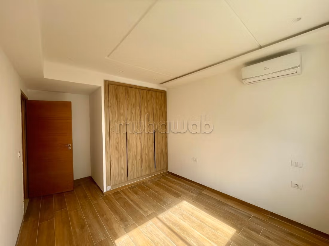 Triplex S4 neuf avec piscine, Gammarth