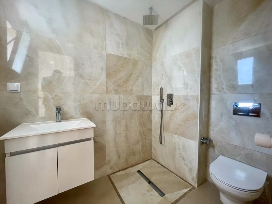 Triplex S4 neuf avec piscine, Gammarth